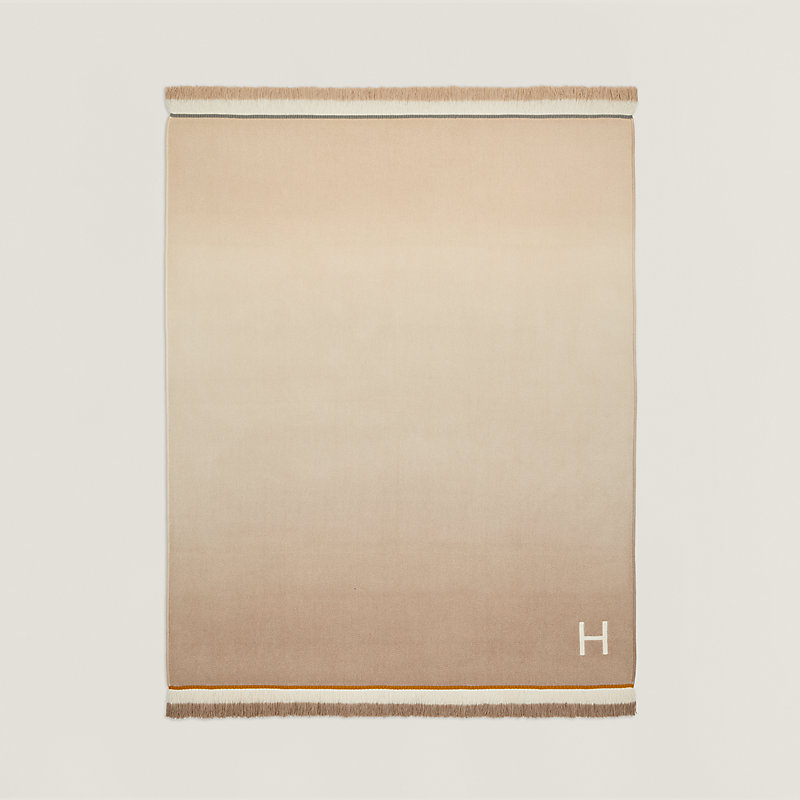 Altitude blanket - Beige | Hermès Saudi Arabia
